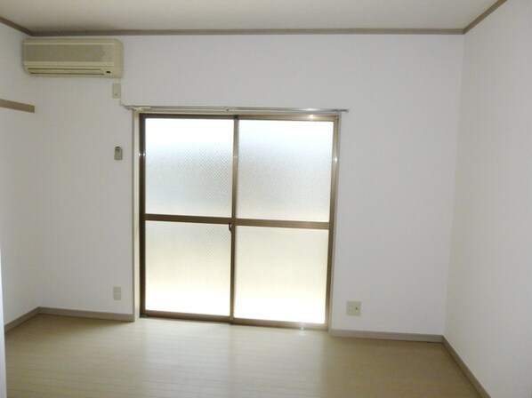 メゾンフローレンスの物件内観写真